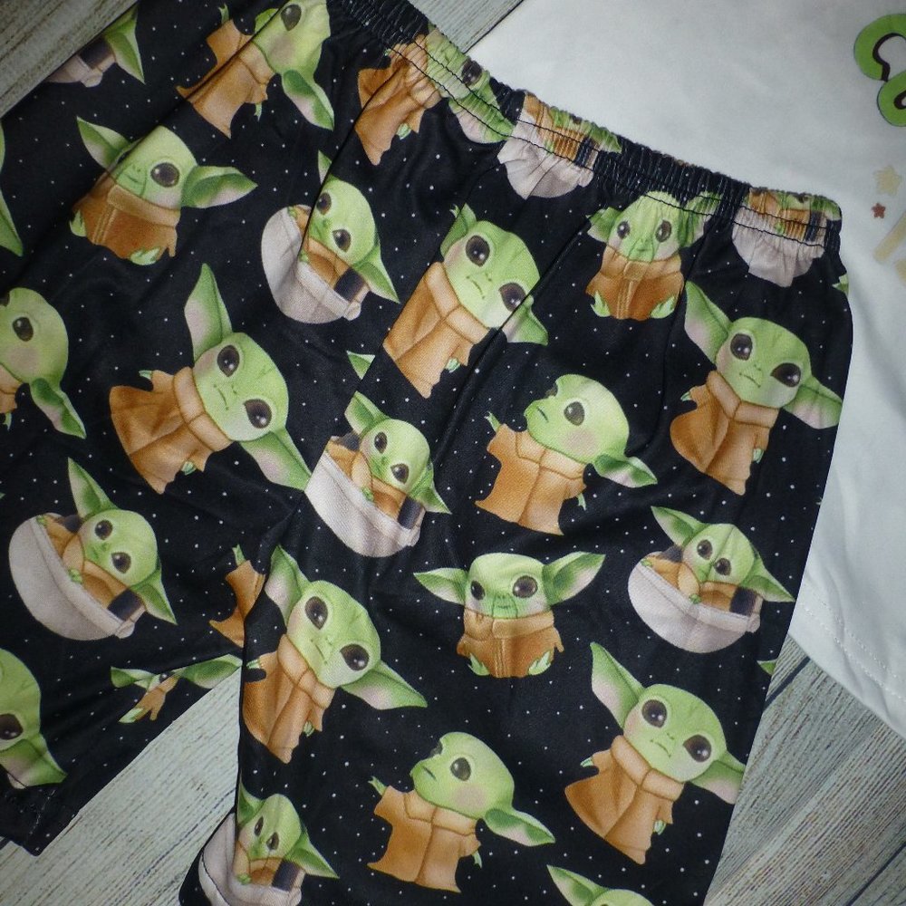 Boutique Baby Yoda Grogu Mandalorian Star Wars Shorts Outfit Set - Picture 3 of 3